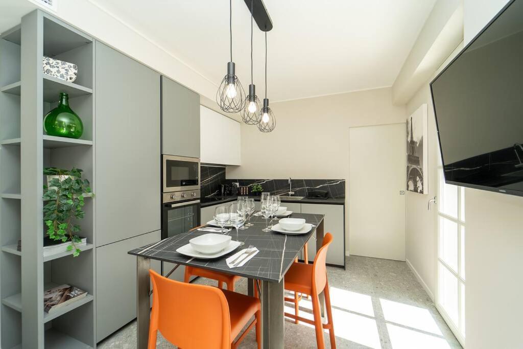 קומו Apt 2 Min From The Cathedral With Private Parking מראה חיצוני תמונה