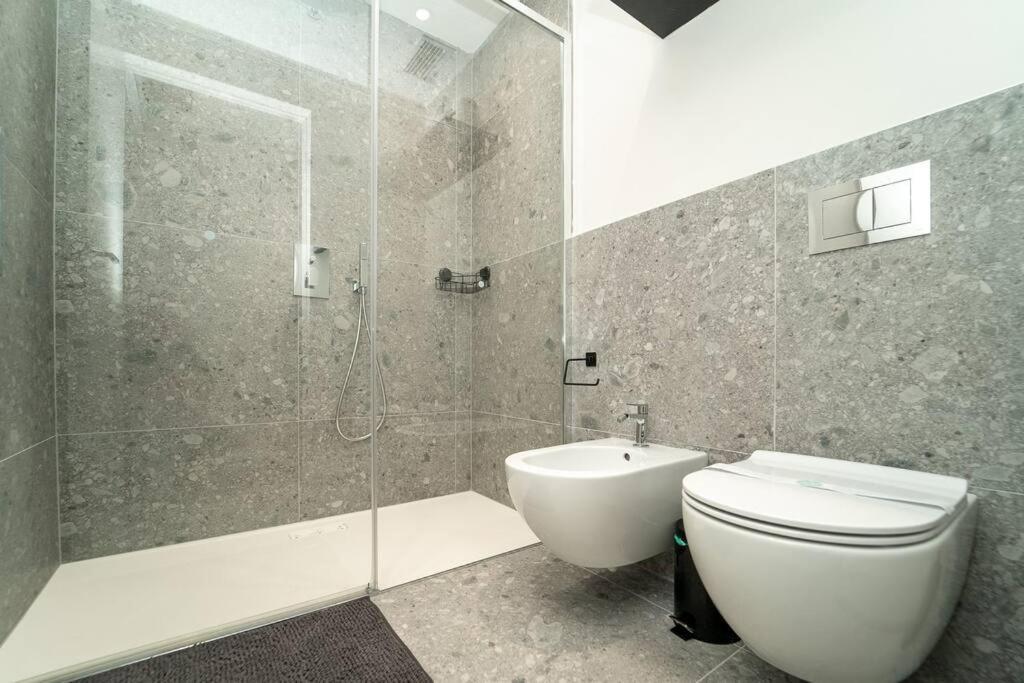 קומו Apt 2 Min From The Cathedral With Private Parking מראה חיצוני תמונה