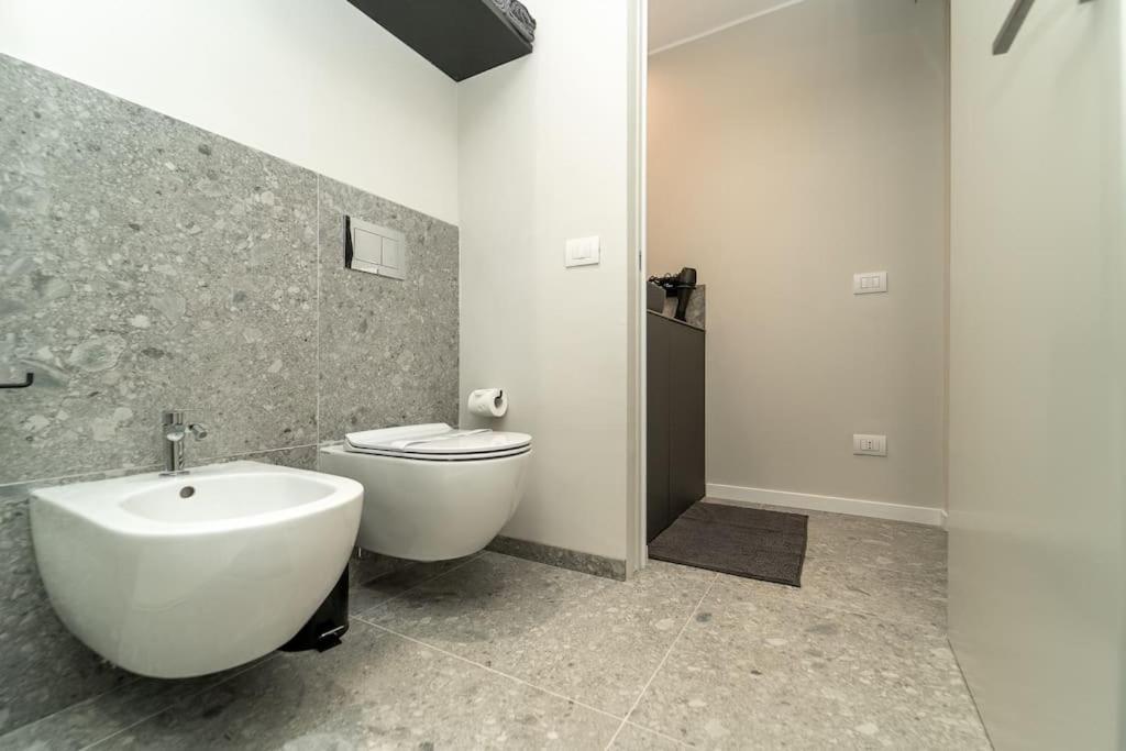 קומו Apt 2 Min From The Cathedral With Private Parking מראה חיצוני תמונה